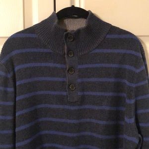 Men’s Nautica sweater